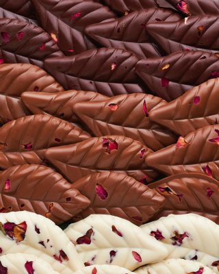 Regalos para mamá que endulzan su día, chocolates Kahkow??.

#Kahkow #MadreKahkow #KahkowLovers #ChocolateArtesanal #ChocolateDominicano